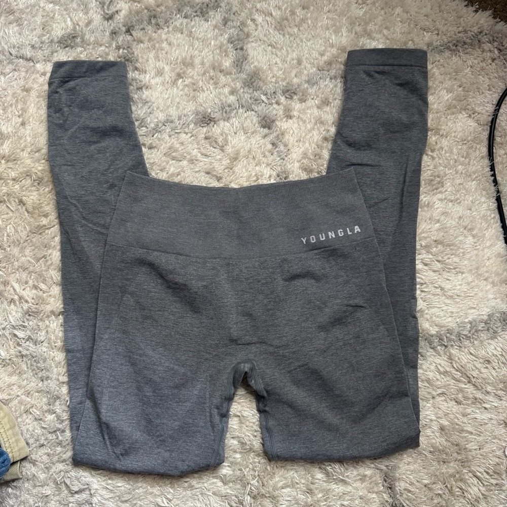 YoungLA Women's Gray Leggings